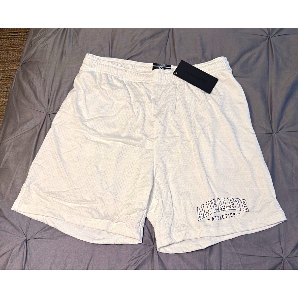 NWT Alphalete Men's Mesh Stretch Athletic Fitness Shorts White XL 5" Inseam Gym